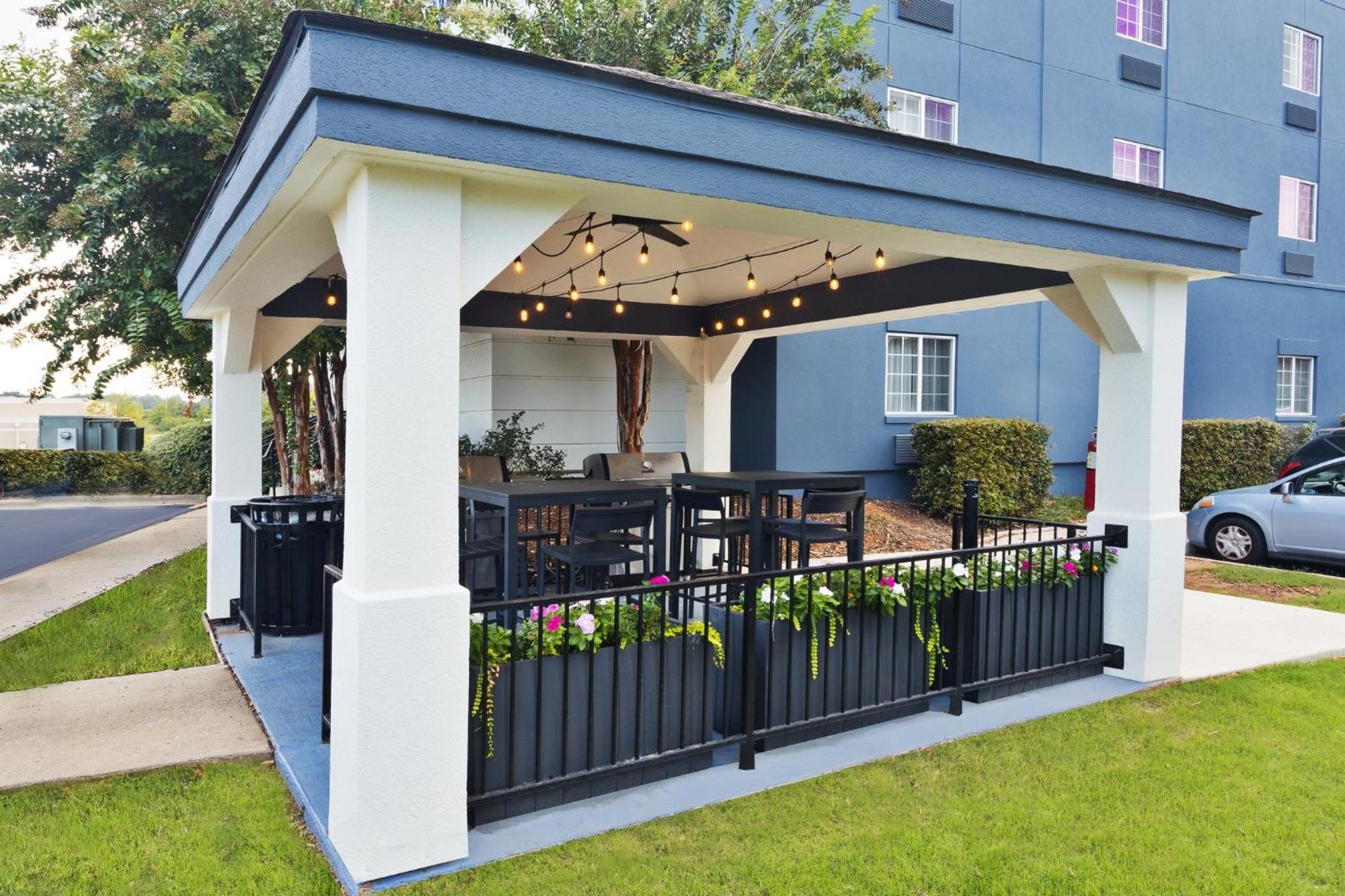 Candlewood Suites Eastchase Park By Ihg Montgomery Exterior foto