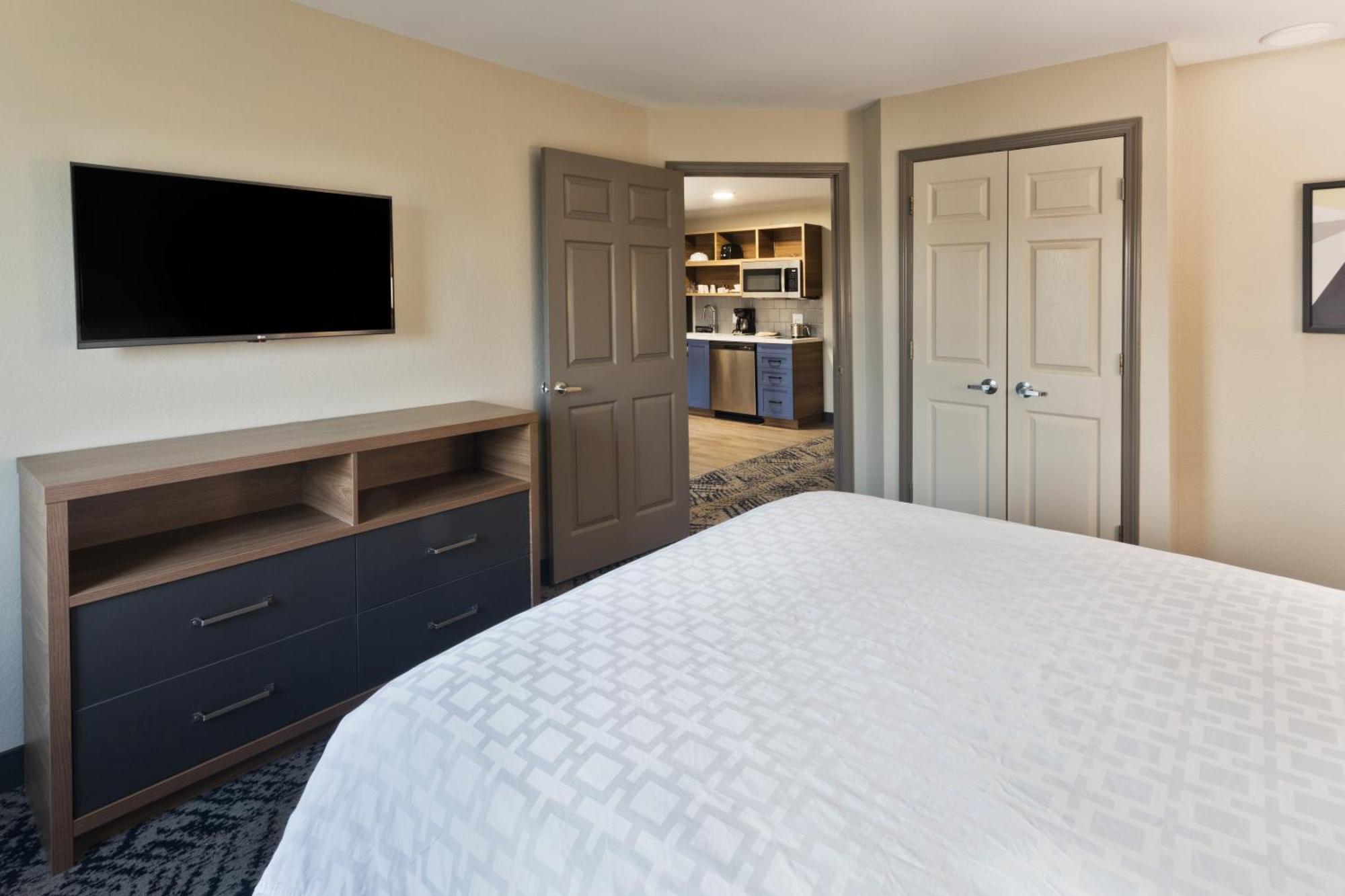 Candlewood Suites Eastchase Park By Ihg Montgomery Exterior foto