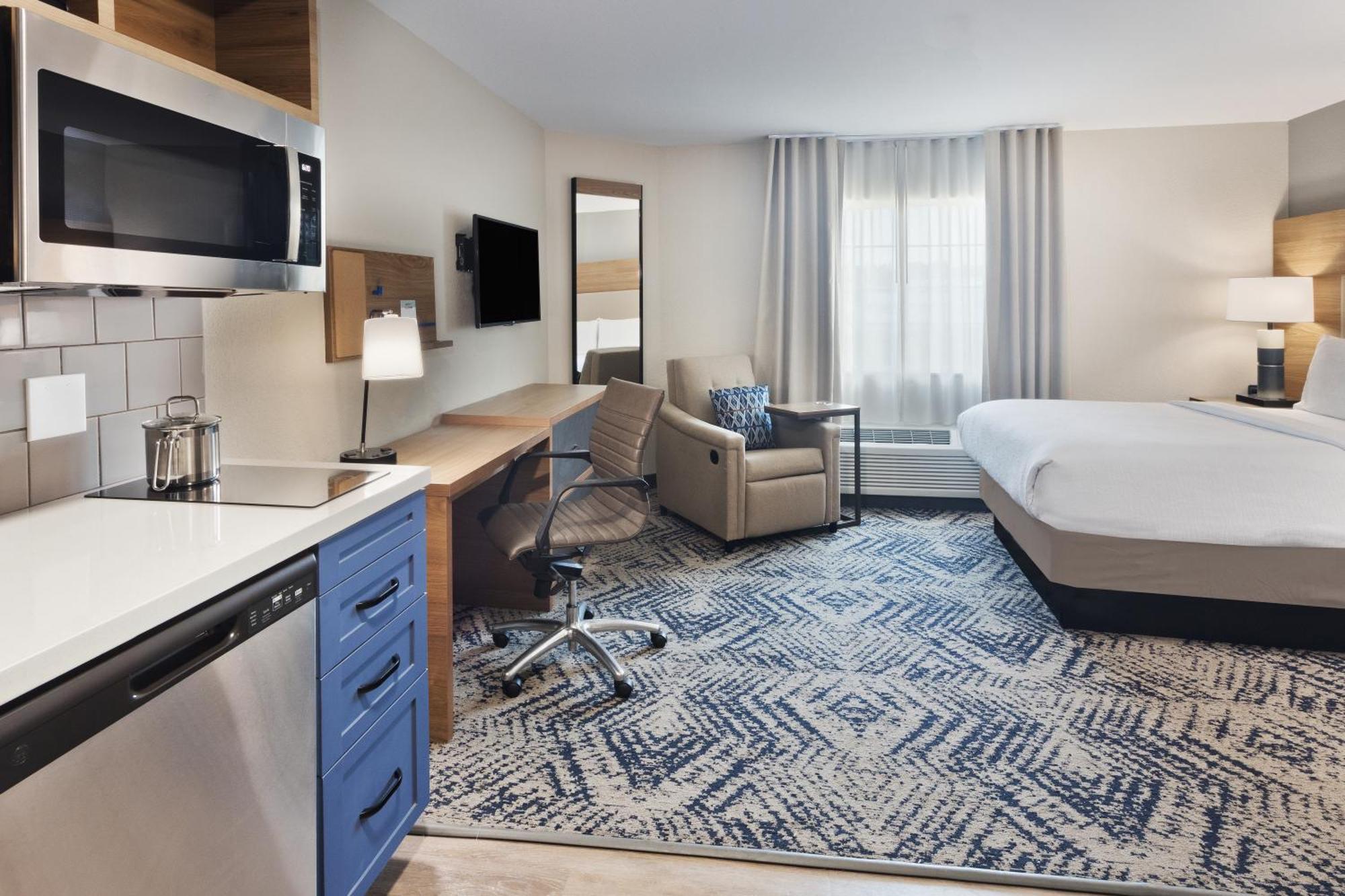 Candlewood Suites Eastchase Park By Ihg Montgomery Exterior foto
